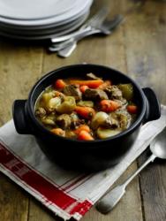 St. David's Day recipe for Lamb Casserole with Shallots & Chantenay Carrots -