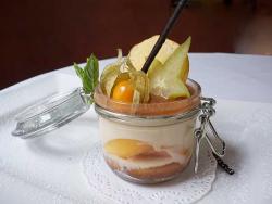 Peach trifleÃ¢â‚¬Â¦ perfect for the English summertime! -