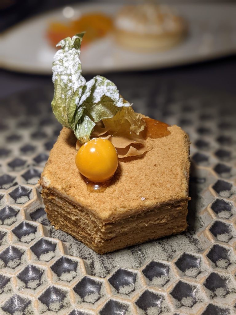 https://www.foodepedia.co.uk/wp-content/uploads/2022/11/honey-cake-lusin-mayfair-768x1024.jpg