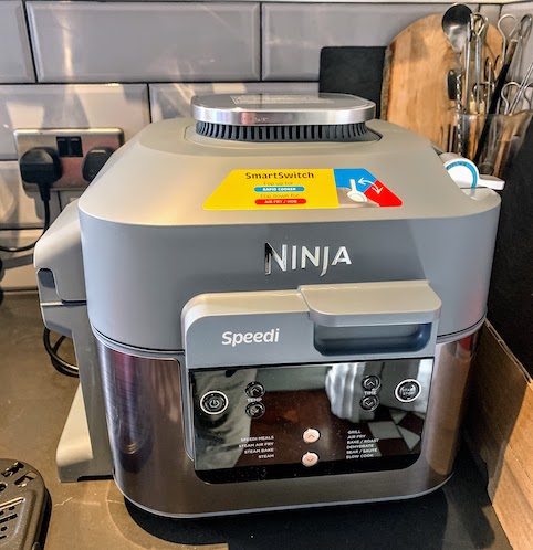 Ninja Speedi 10-in-1 Rapid Cooker and Air Fryer ON400UK Review: Meals fast