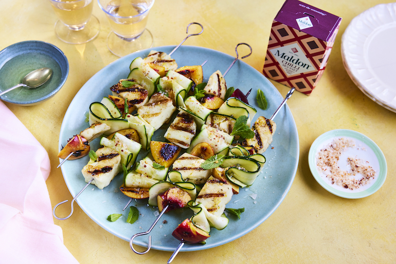Halloumi skewers with courgette and nectarines -